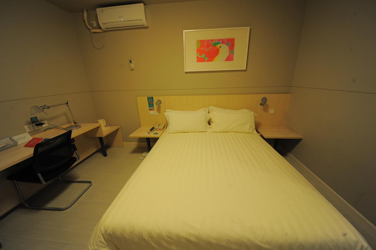 Jinjiang Inn Chengdu Chunxi Road Taiguli Hotel Экстерьер фото