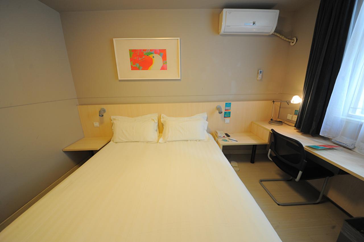Jinjiang Inn Chengdu Chunxi Road Taiguli Hotel Экстерьер фото