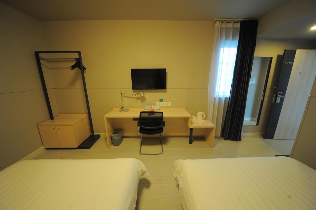 Jinjiang Inn Chengdu Chunxi Road Taiguli Hotel Экстерьер фото